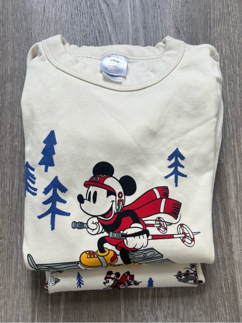NWOT Hanna Anderson Disney Mickey Mouse Skiing pajamas size 140(10)